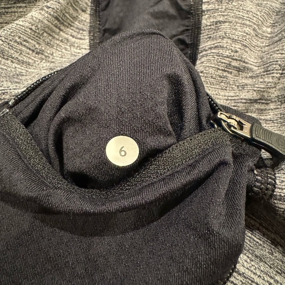 Lululemon tank top - Picture 4 of 4